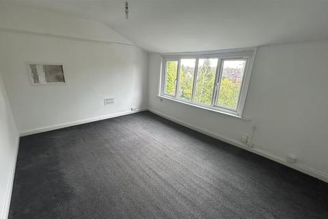 2 bedroom apartment to rent, Westbourne Crescent, Southampton