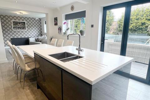 4 bedroom semi-detached house for sale, Dower Road, Four Oaks