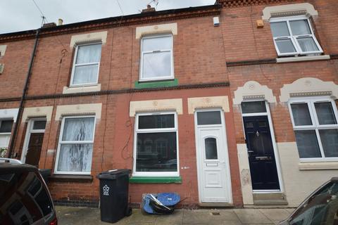 2 bedroom terraced house to rent, Churchill Street, Leicester