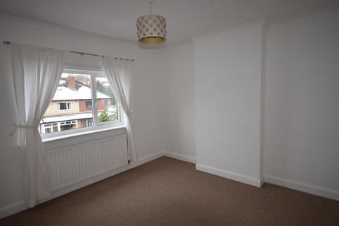End of terrace house to rent, Springfield Walk, Horsforth
