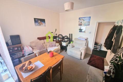 2 bedroom flat for sale, 30 Cyril Street, Northampton NN1