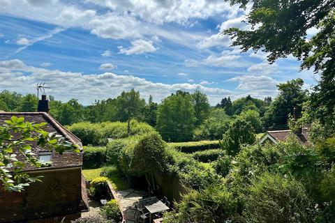 3 bedroom semi-detached house for sale, Hambledon - Surrey - No Onward Chain