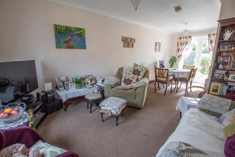 48 Hempstead Road, Haverhill, CB9 7RE