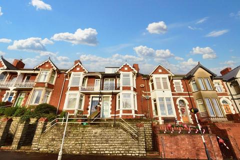 2 bedroom apartment to rent, Ground Floor Apartment, 7 Park Avenue, Barry, CF62 7RL