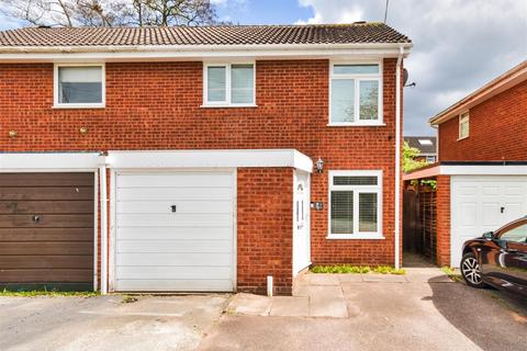 9 Forge Leys, Wombourne, Wolverhampton, WV5 8JX