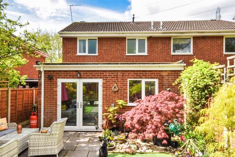 9 Forge Leys, Wombourne, Wolverhampton, WV5 8JX