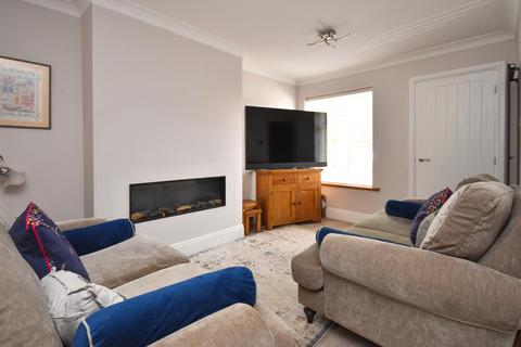 9 Forge Leys, Wombourne, Wolverhampton, WV5 8JX