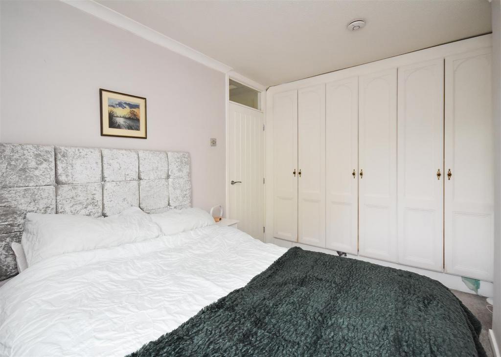 9 Forge Leys - Double Bedroom 1.jpg