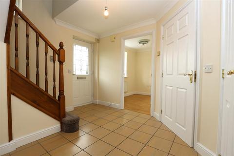 4 bedroom house for sale, Terry's Way, Llanharan, Pontyclun, CF72 9UJ