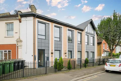 3, Willow Apartments, 1a Willow Street, London, E4 7EG