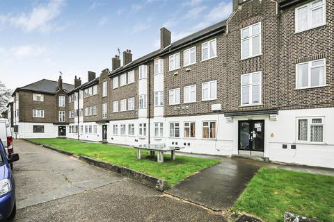 2 bedroom flat for sale, Osterley Court, Isleworth