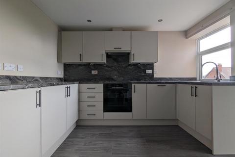 2 bedroom flat to rent, Apartment 4, 840 Woodborough Road, Mapperley, Nottingham