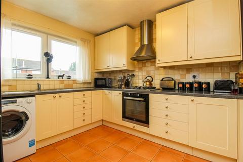 168 Hendal Lane, Wakefield, WF2 7PE