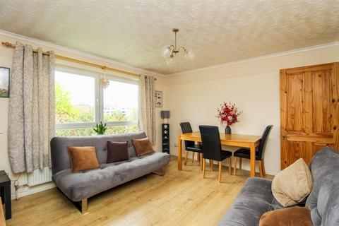 168 Hendal Lane, Wakefield, WF2 7PE