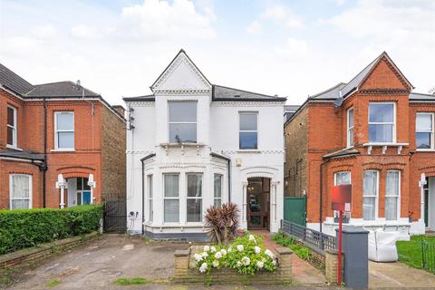 3 bedroom flat for sale, Rosendale Road, West Dulwich, SE21