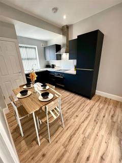 2 bedroom apartment to rent, Westminster House, Ellesmere Road, Ellesmere Park, Manchester