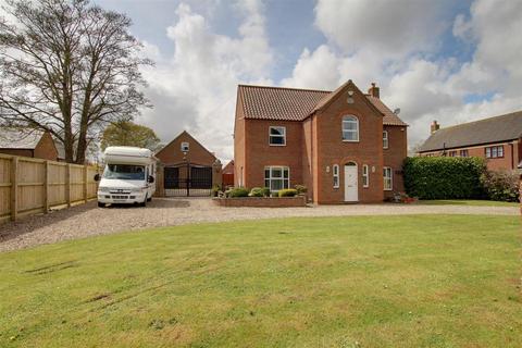 4 bedroom detached house for sale, Tinkle Street, Grimoldby LN11