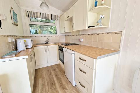 2 bedroom bungalow for sale, The Drive, Penstowe Holiday Village, Kilkhampton, Cornwall, EX23