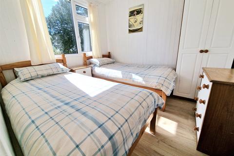 2 bedroom bungalow for sale, The Drive, Penstowe Holiday Village, Kilkhampton, Cornwall, EX23