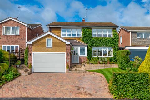 4 bedroom detached house for sale, Brook End Close, Henley-In-Arden B95