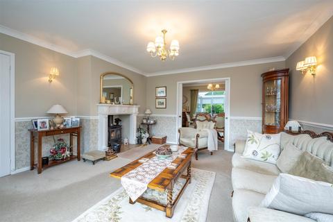 4 Brook End Close, Henley-in-arden, B95 5JE