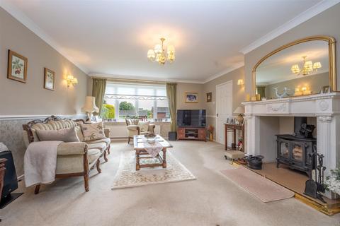 4 Brook End Close, Henley-in-arden, B95 5JE