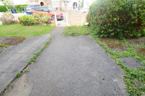 53 Reading Road, Northolt, UB5 4PH