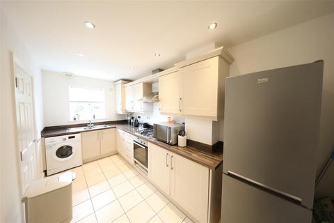 3 bedroom townhouse for sale, Pools Brook Park, Kingswood, Hull