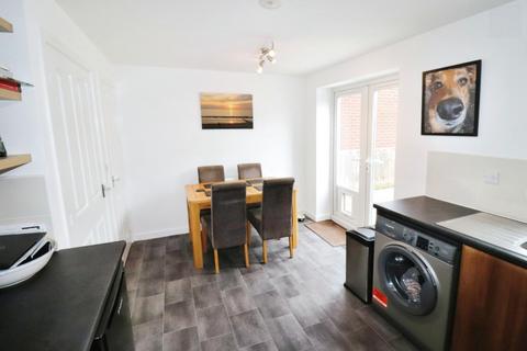 16a Bluebell Close, Hartshill, Nuneaton, CV10 0AU