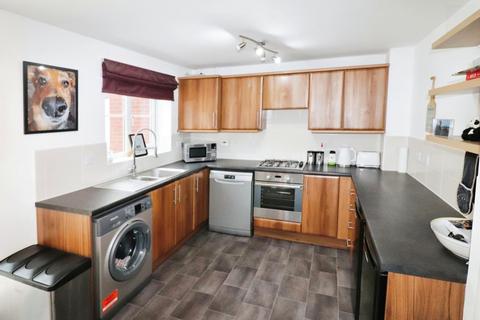 16a Bluebell Close, Hartshill, Nuneaton, CV10 0AU