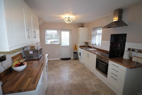 3 bedroom semi-detached house for sale, Cornish Crescent, Nuneaton