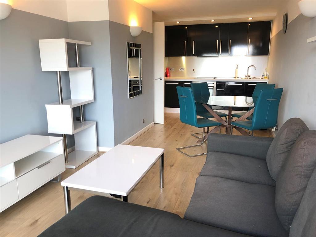 Whitehall Waterfront, 2 Riverside... 2 bed flat to rent £1,100 pcm (£