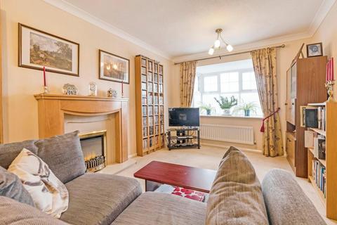 58 Broadmanor, Pocklington, York, YO42 2GB