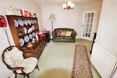 3 bedroom detached house for sale, Nuneaton Road, Bulkington, Bedworth