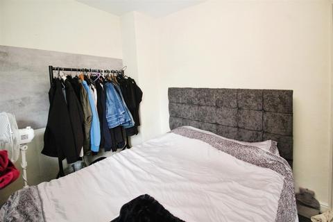 25 Ashbourne Road, Bradford, BD2 4AH