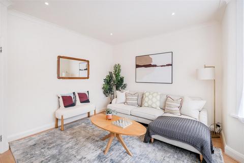 2 bedroom ground floor flat for sale, Chingford Road, Walthamstow