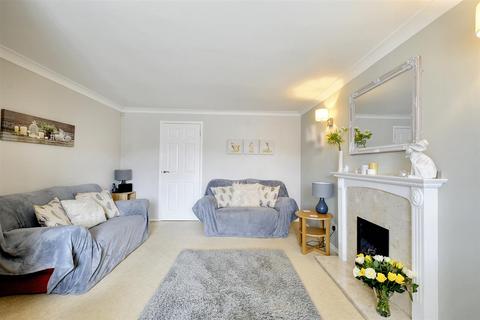 13 Holmes Road, Breaston, Derby, DE72 3BT