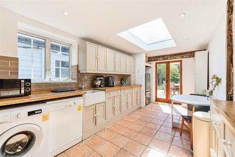 3 bedroom detached bungalow for sale, Holly Lane, Banstead