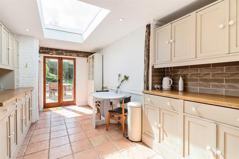 Park Farm Lodge Holly Lane, Banstead, SM7 2BY