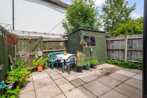 56 Vale Road, Sutton, SM1 1QH