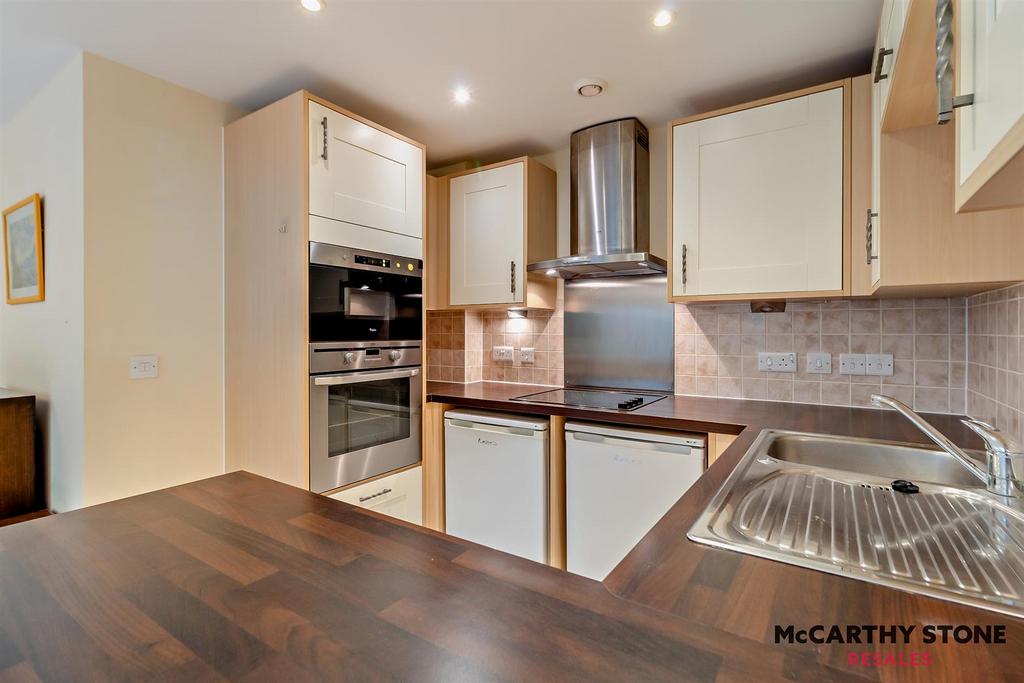 8592343-interior07-800.jpg