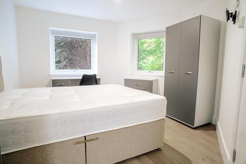 6 bedroom duplex to rent, *£185pppw Inclusive of bills* Queens Road East, Beeston, Nottingham