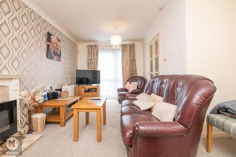 1 bedroom flat for sale, Rivendell Court, Stratford Road, Birmingham B28