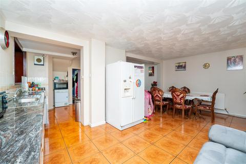 36 Avenue Crescent, Hounslow, TW5 9RE