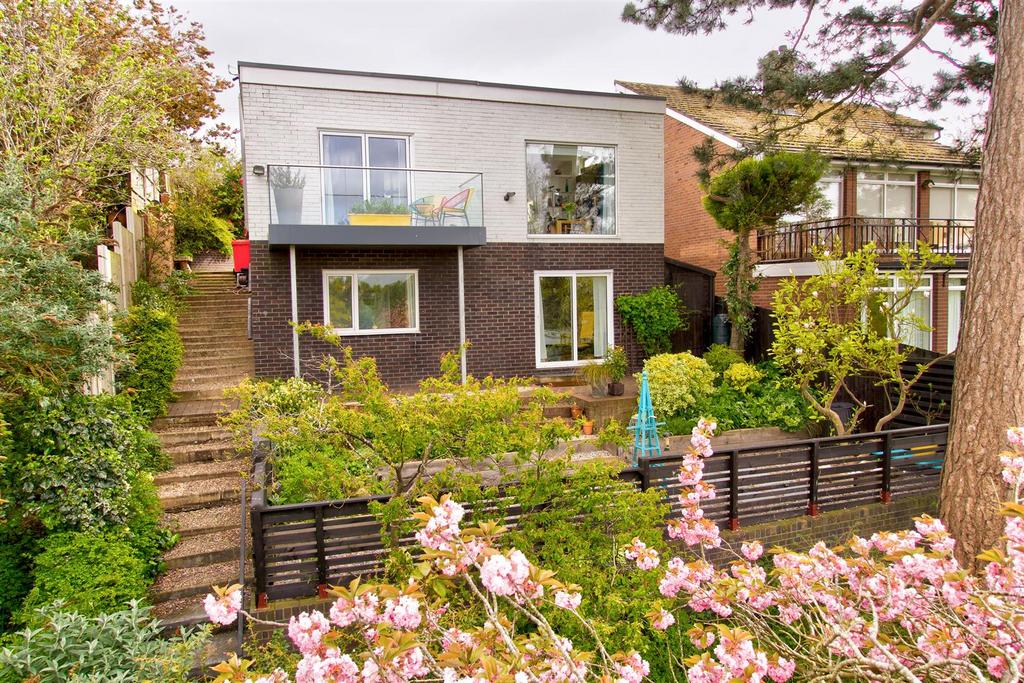 Berwick Road, Shrewsbury 3 bed detached house for sale £475,000