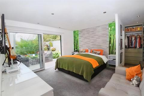 3 bedroom detached bungalow for sale, Upland Close, Broad Oak, Sturminster Newton