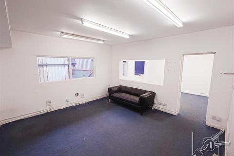 Warehouse to rent, Wharf Road, Gravesend