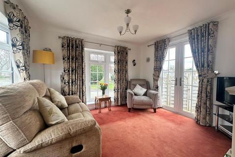 2 bedroom park home for sale, Cundall Drive, Acaster Malbis, York