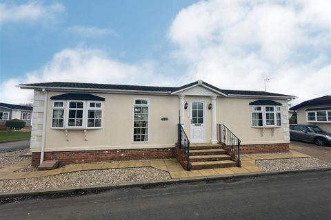 2 bedroom park home for sale, Cundall Drive, Acaster Malbis, York