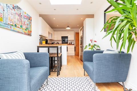 3 bedroom terraced house to rent, Bute Street, Brighton